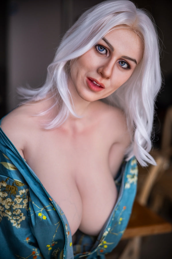 Lidiya Starpery full silicone 148cm SexDolla