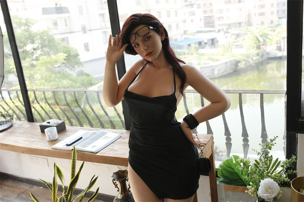 165cm/5ft5 D-cup Silicone Head Sex Doll – Estefania Starpery