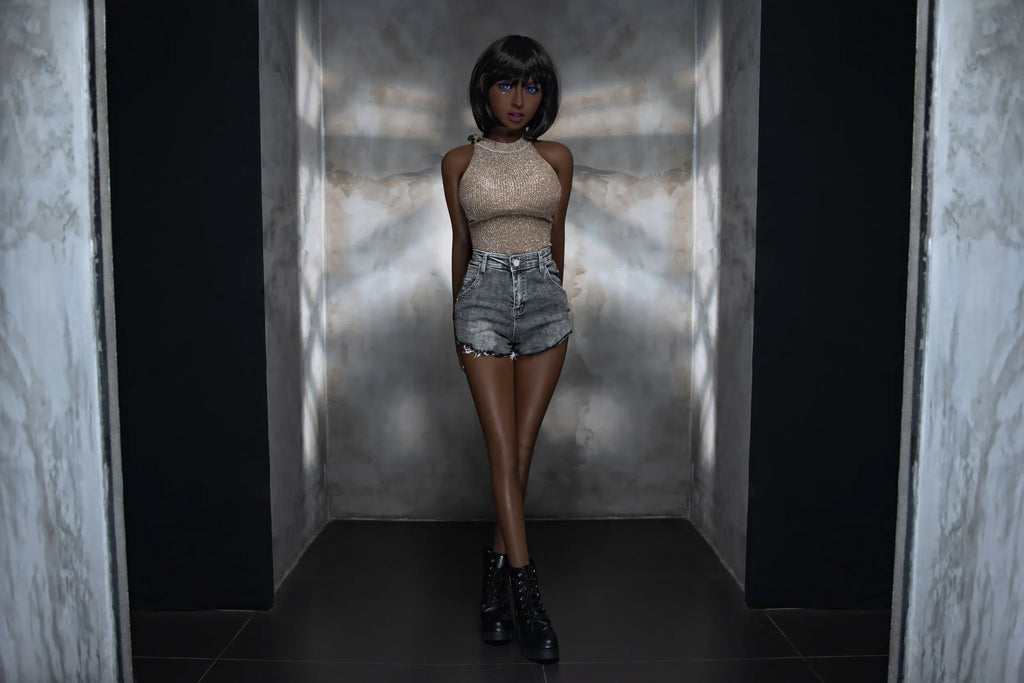 AIBEI | Laffey - 4ft 11/150cm Sexy Black Color Skin Love Doll With Short Straight Hair