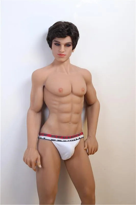 AF 160cm male muscle light strong June