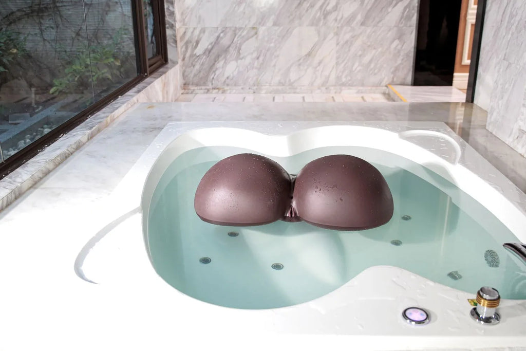 ClimaxحSex Doll Torso Hip - R3 Bathtub (Cocoa)