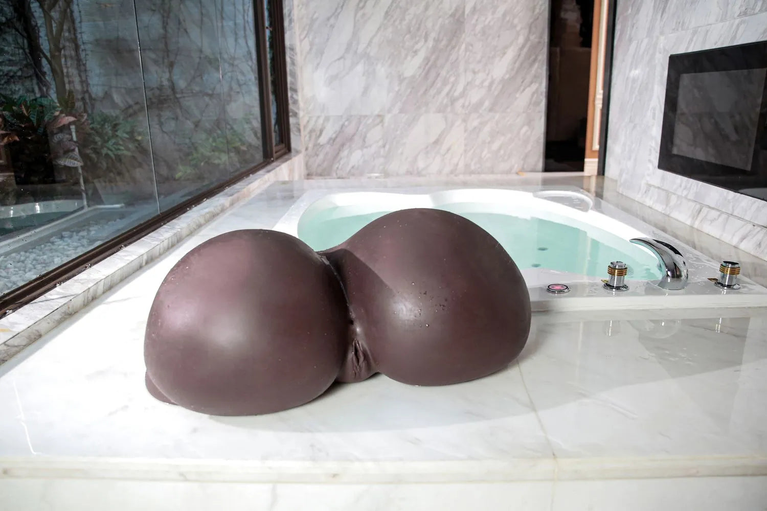 ClimaxحSex Doll Torso Hip - R3 Bathtub (Cocoa)