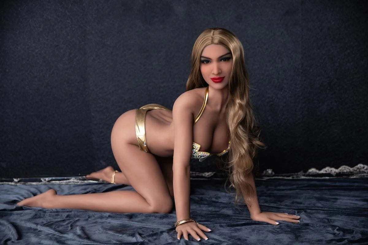 HR Doll | 5ft 5/165cm - Addison