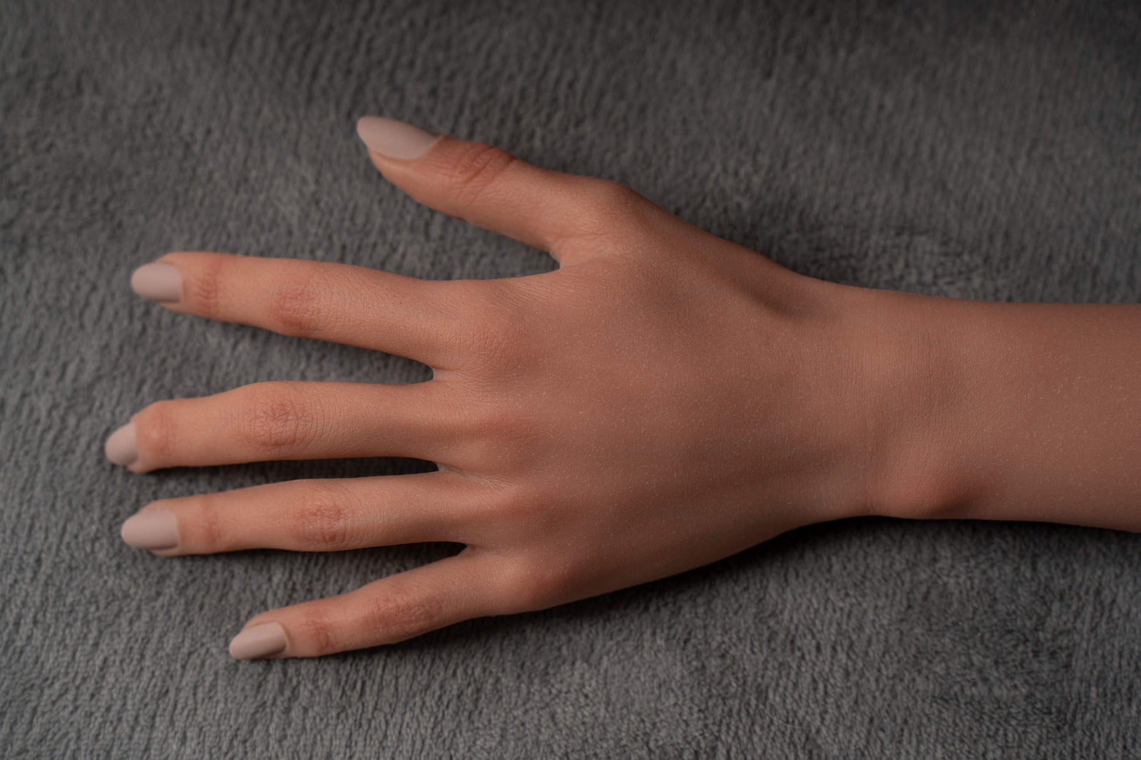 170cm/5ft7 C-Cup Tall Realistic Silicone Latina Sex Doll - GE46_3 Tan Torso Zelex