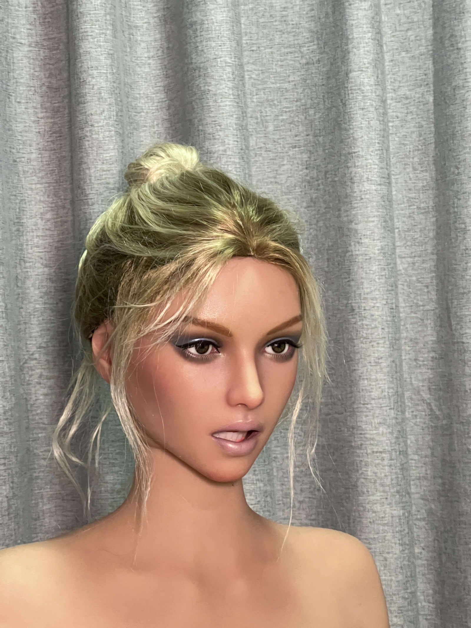 170cm/5ft7 C-Cup High-End Tall Silicone Lady Sex Doll - GE95_2 Tan Zelex