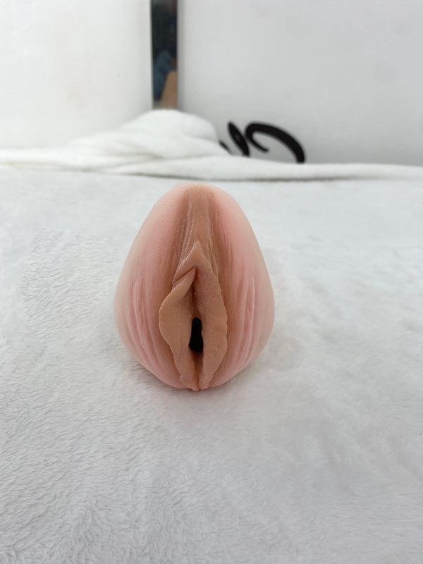 ⭐️CLM Pro⭐️ | Silicone Masturbation Cup Sex Toy M-Vagina 153 Cinnamon Climax Doll