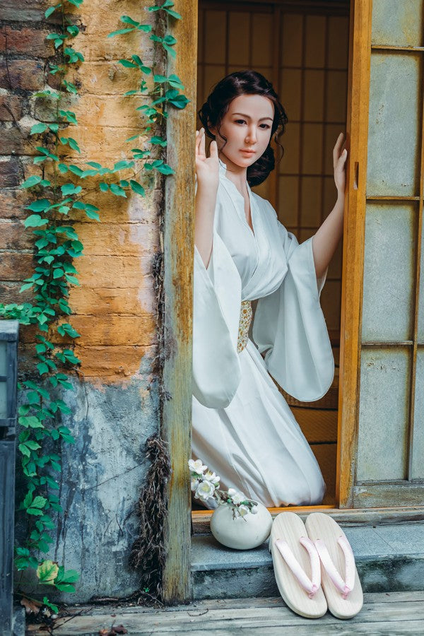 172cm/5ft8 F-cup Japanese Silicone Head Sex Doll – Keiko Starpery