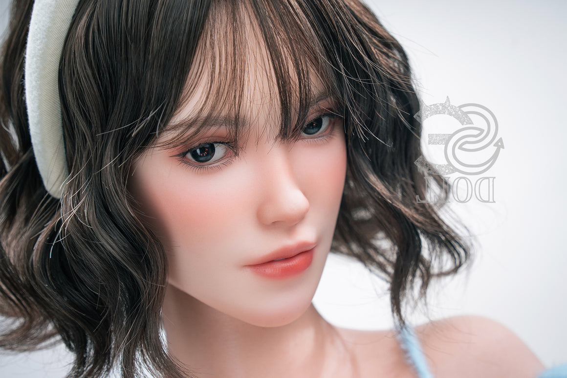 T161cm/5ft3 C-cup Real Skin Texture Silicone Sex Doll SES056 Head#021S Torso