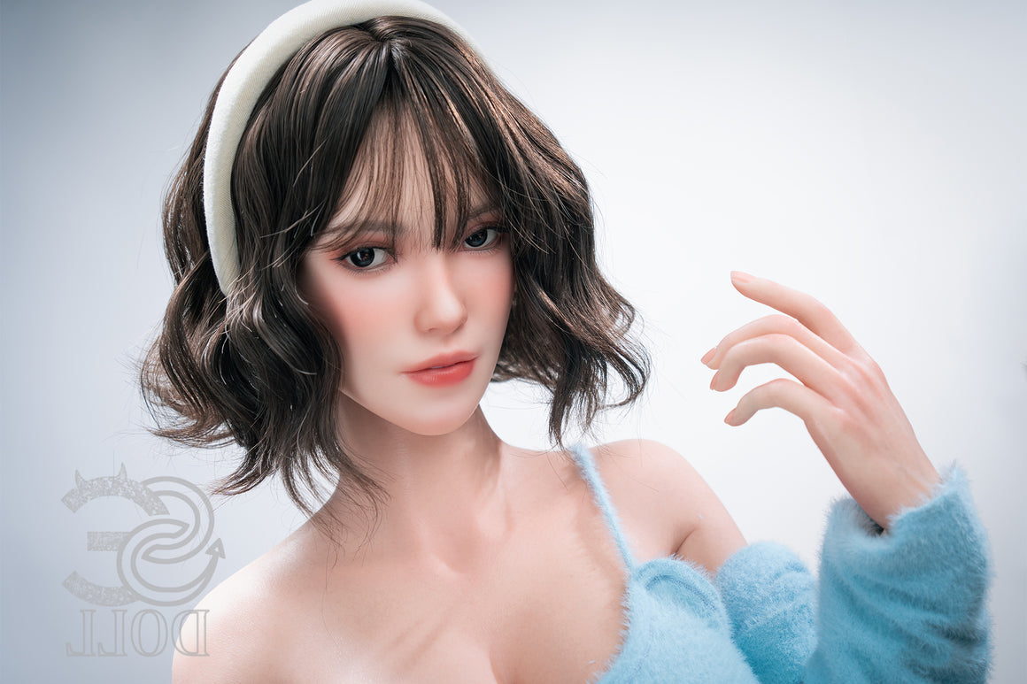 T161cm/5ft3 C-cup Real Skin Texture Silicone Sex Doll SES056 Head#021S Torso